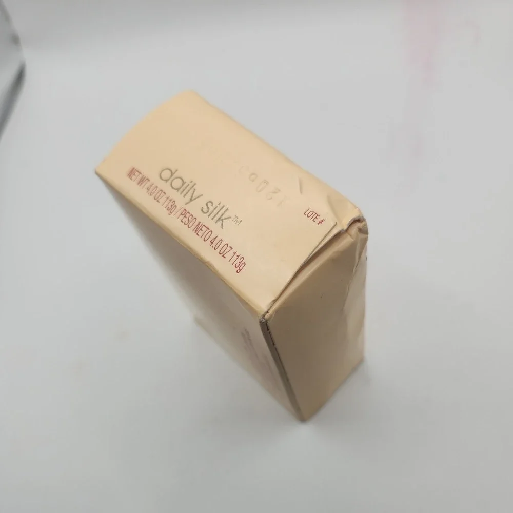 1 Caress Daily Silk Soap White Peach Silky Orange Blossom 3.15 oz Bar New